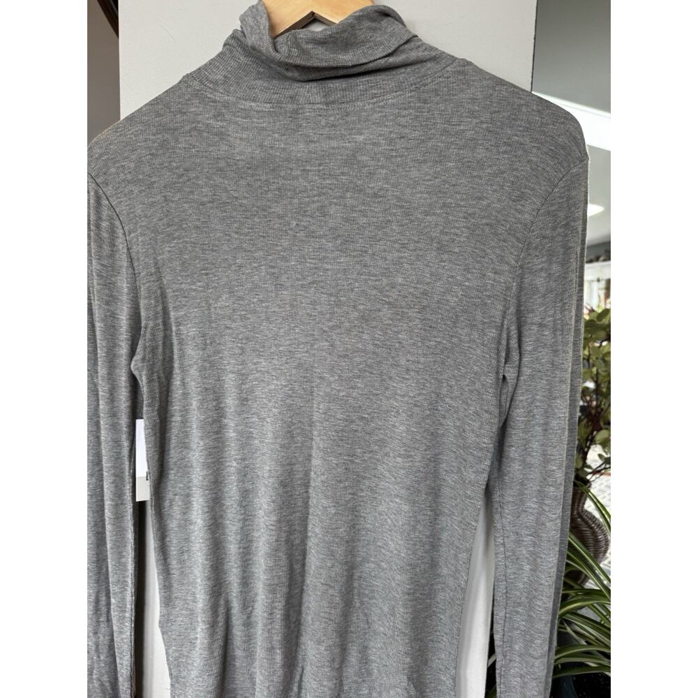 NWT BP. Womens grey Ribbed Turtleneck L Old Money Classic Preppy